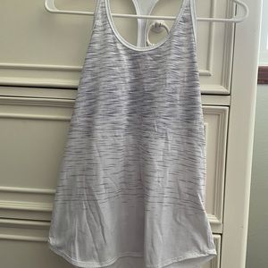 Reebok workout tank EUC